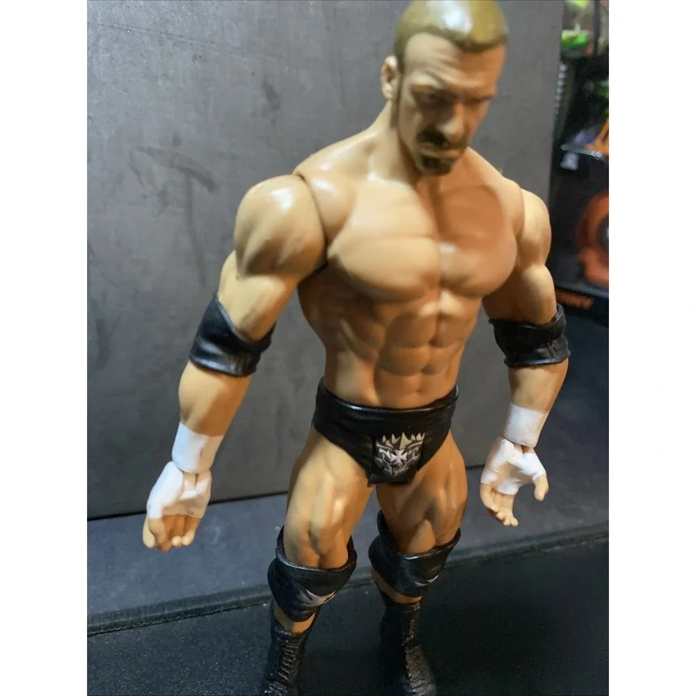 WWE Basic Series 59 Triple H HHH Wrestling Action Figure Mattel